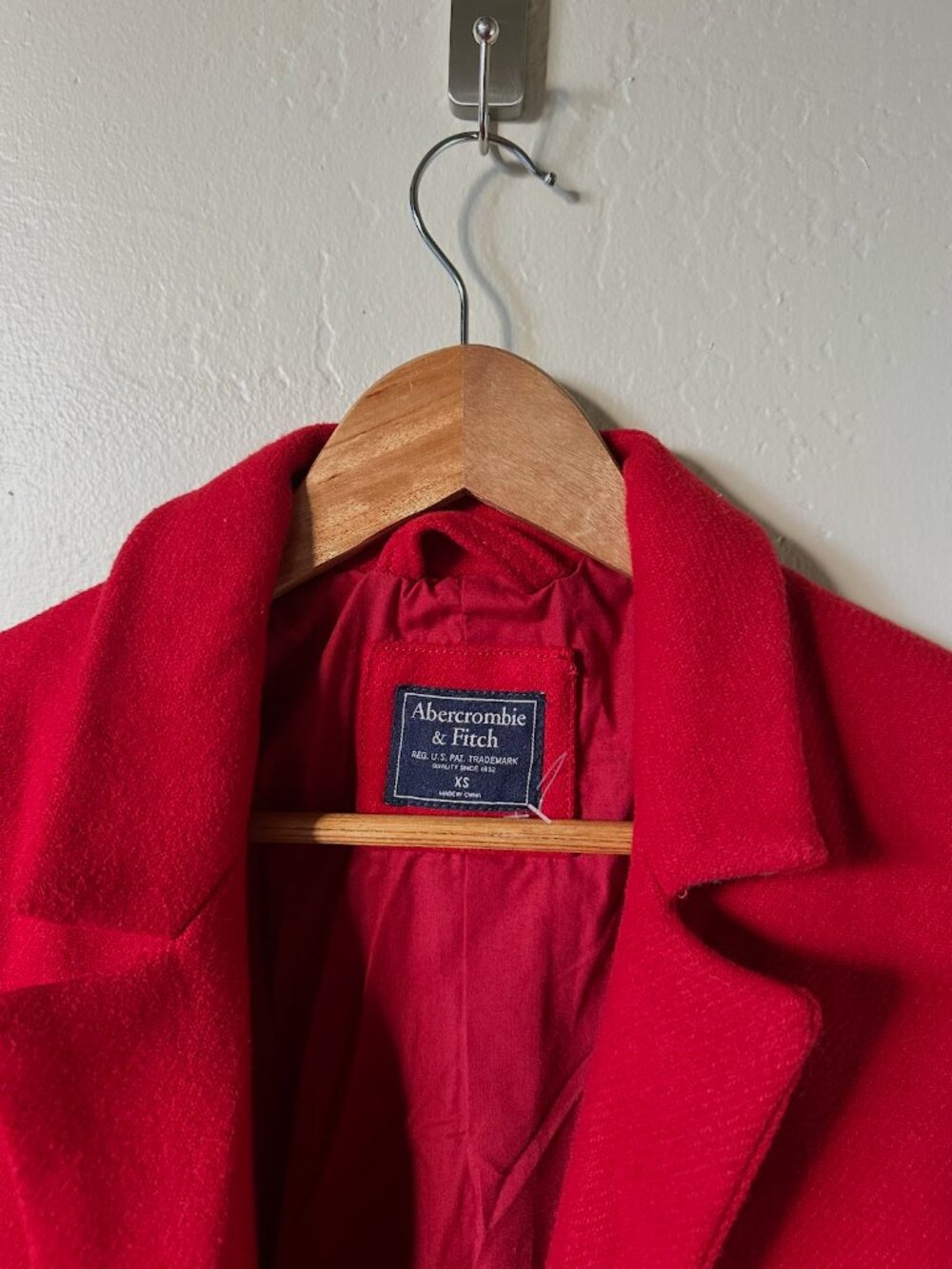Abercrombie & Fitch Women's Red Wool Blend Dad Coat Button Front Size XS - Picture 2 of 10
